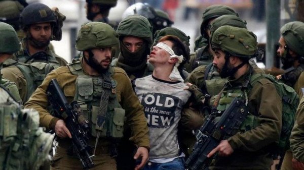 مؤسسات حقوقية تتهم إسرائيل بالتنكيل بالأسرى الفلسطينيين